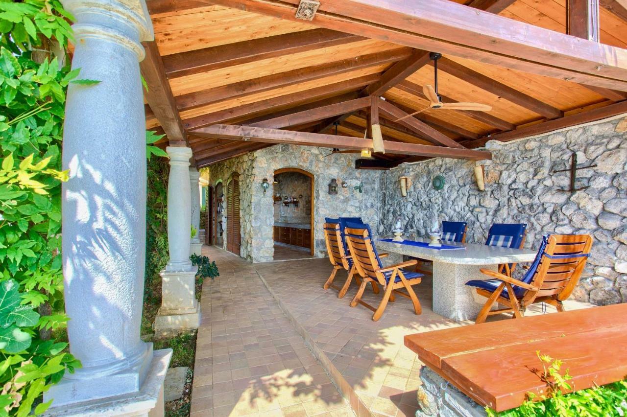Villa Baronessa Lovran Exterior photo